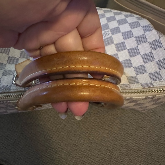 Louis Vuitton Bandoulière Speedy 30 EUC, gorgeous damier azure print make offer! - Picture 7 of 16